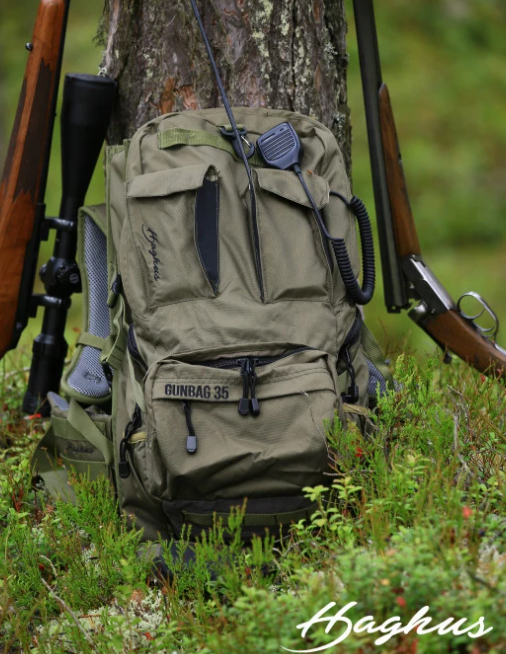 Haghus Korpimäki 35 päivärinkka asepussilla.