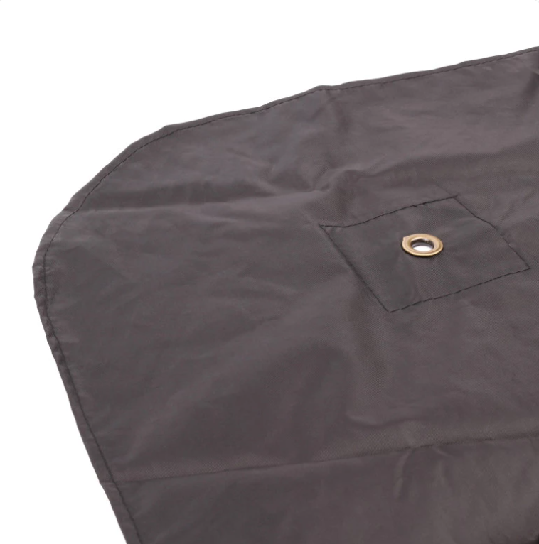 Väinö Bunker 6 lattia pilkkiluukulla