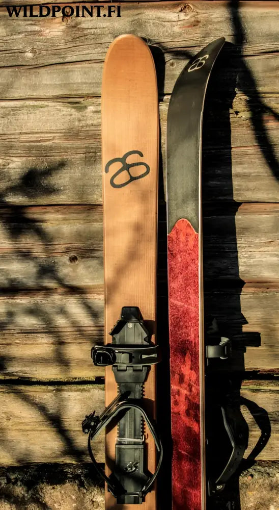 Altai skis altai hok 145 liukulumikengät + pivot siteet