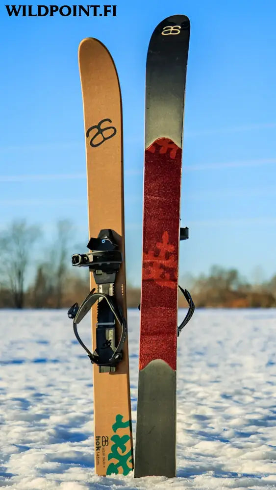 Altai skis altai hok 145 liukulumikengät + pivot siteet