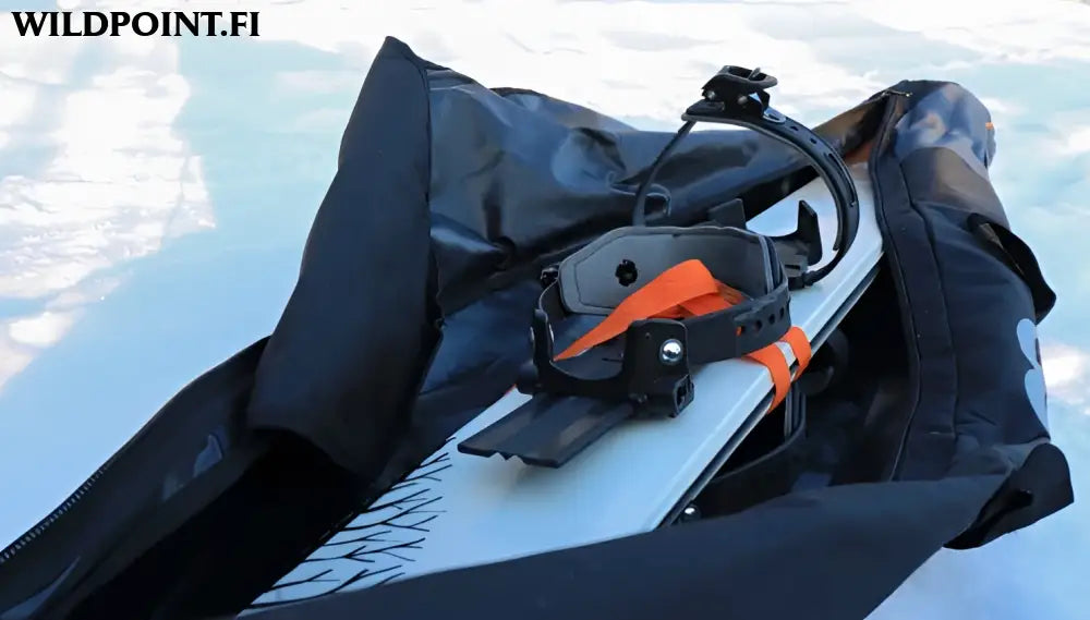 Altai skis liukulumikenkäkassi