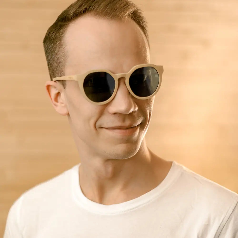 Arctic birch - miesten aurinkolasit - pyöreät puukehys retkeilyvarusteet verkkokaupasta 95 €