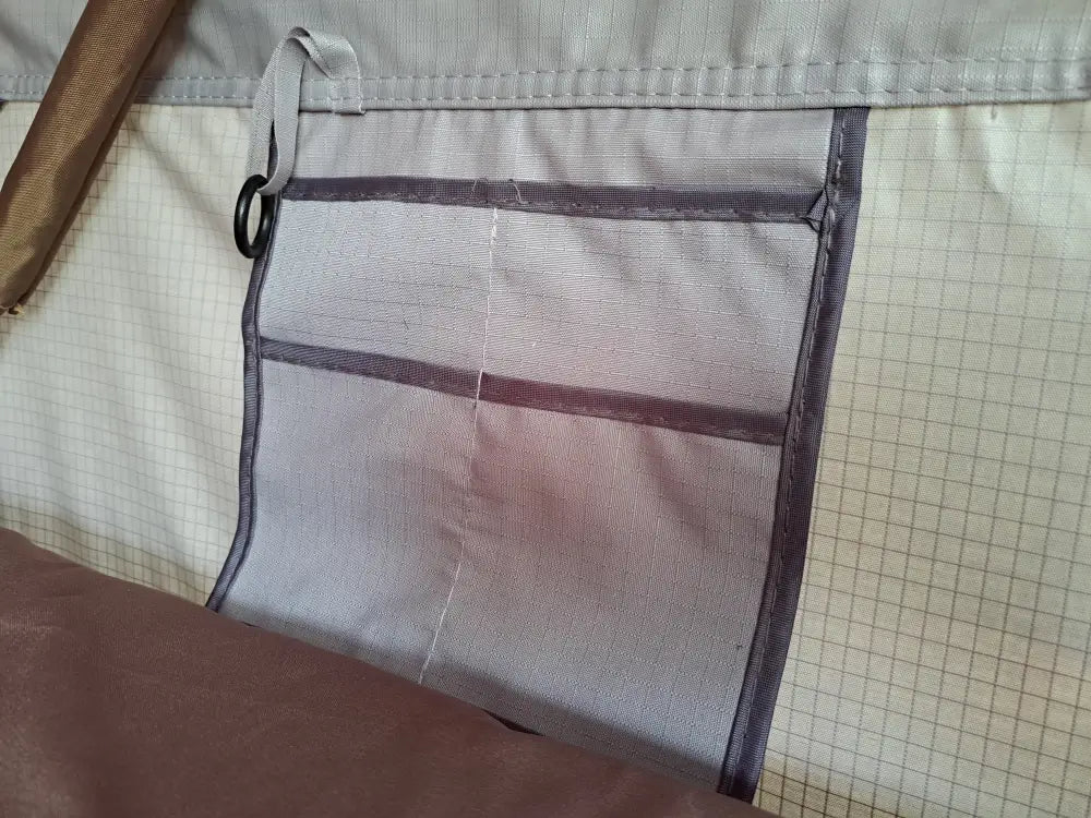 Auton kattoteltta ilma lyhyt 1.4 harmaa - harmaa - kattoteltta - wildpoint retkeilyvarusteet verkkokaupasta 1 156,50 €