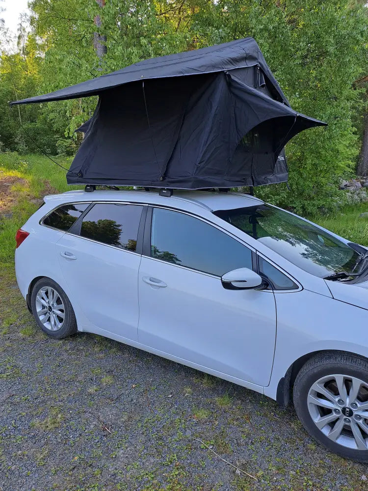 Auton kattoteltta ilma lyhyt 1.4 musta - musta - kattoteltta - wildpoint retkeilyvarusteet verkkokaupasta 1 285 €