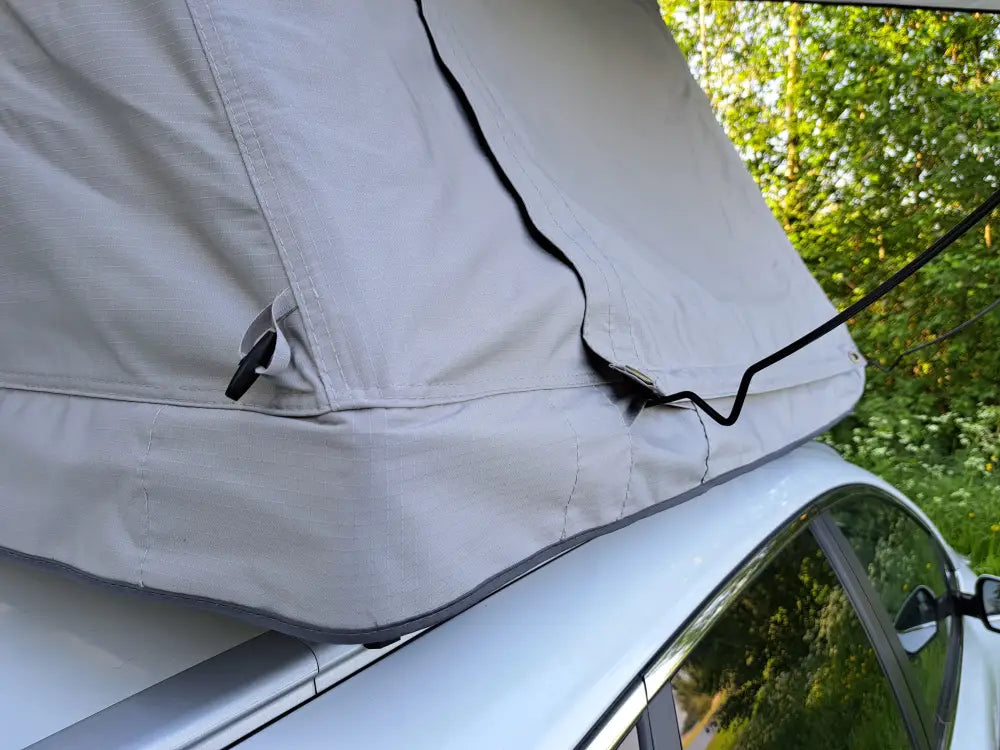 Auton kattoteltta ilma pitkä 1.4 harmaa - harmaa - kattoteltta - wildpoint retkeilyvarusteet verkkokaupasta 1 390 €