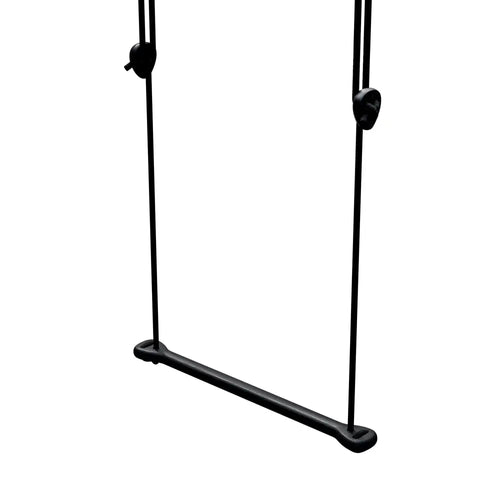 Mustan metallisen bone noir-keinun minimalistinen muotoilu ja tukevat ketjut edestä kuvattuna