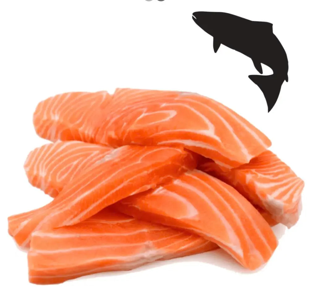 Fresh orange salmon fillets with distinct white marbling for era grain-free sterilised sensitive adult cat food 3kg