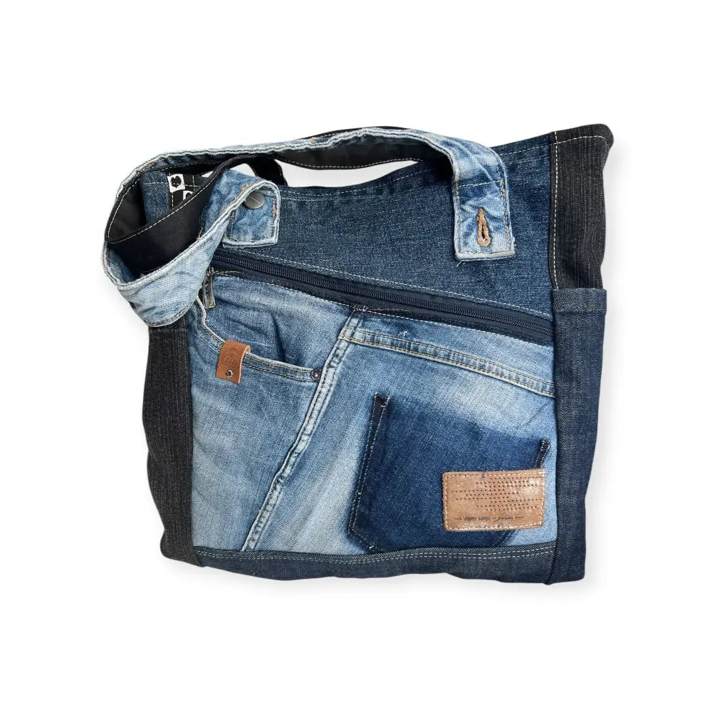 Farkkukassi veera - kierrätettyä farkkua - vaalea - wildpoint retkeilyvarusteet verkkokaupasta 46,90 €