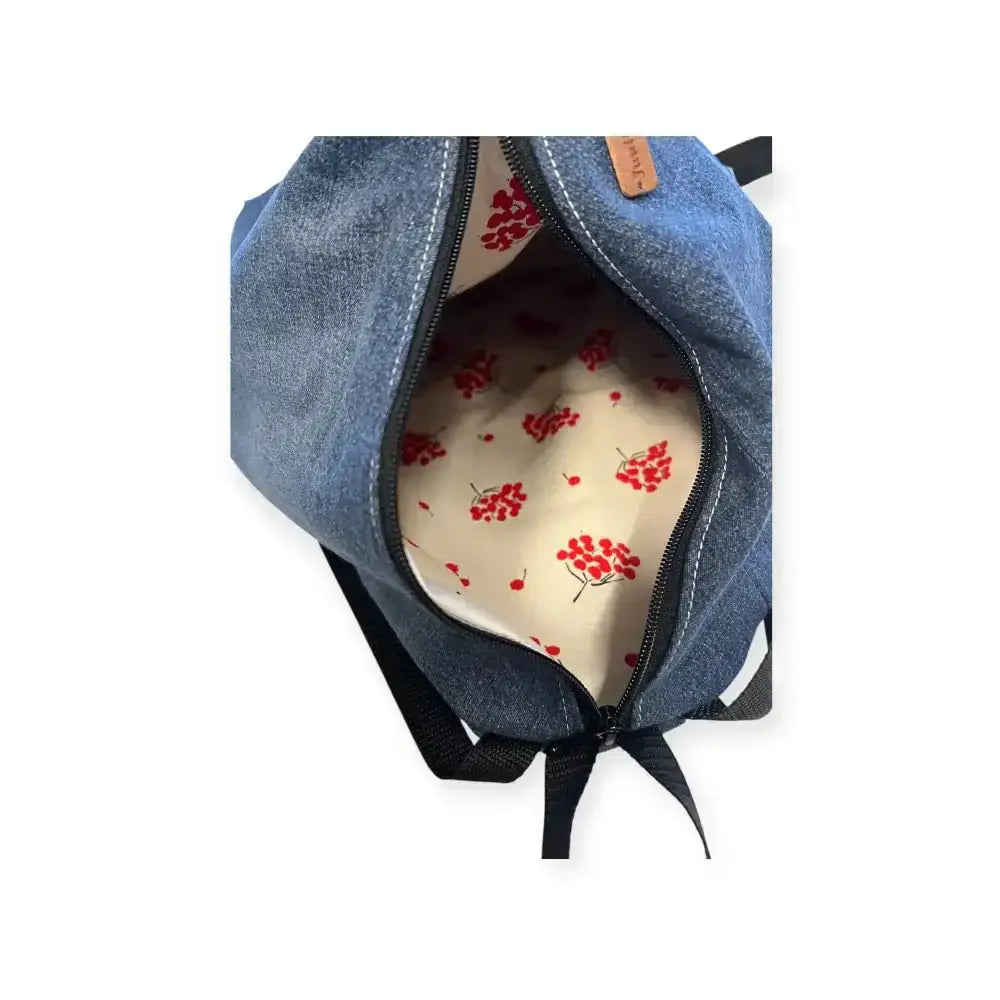Farkkureppu elisa - reppu kierrätetystä denim kankaasta retkeilyvarusteet verkkokaupasta 49,90 €