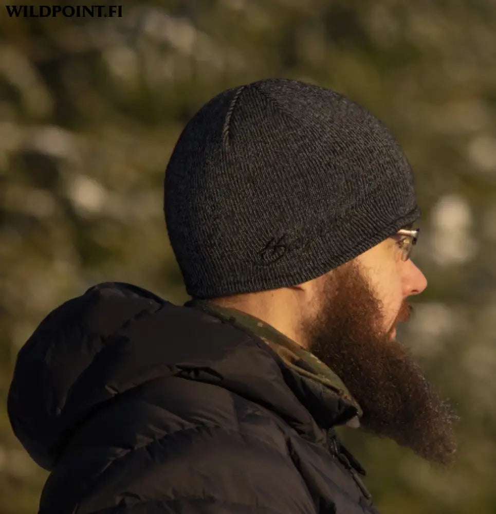 Haghus heijastava pipo