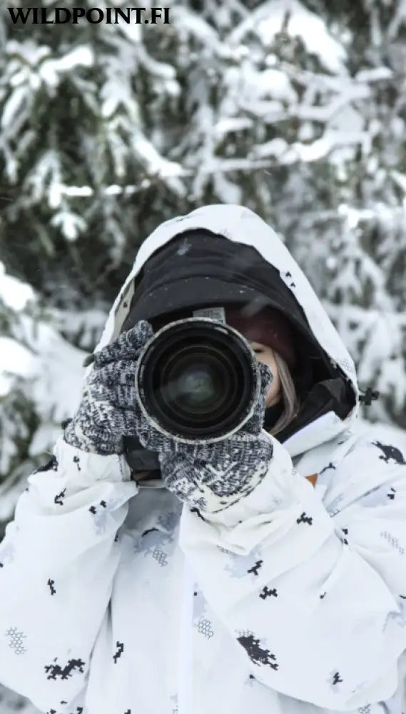 Haghus riekko lumipuku