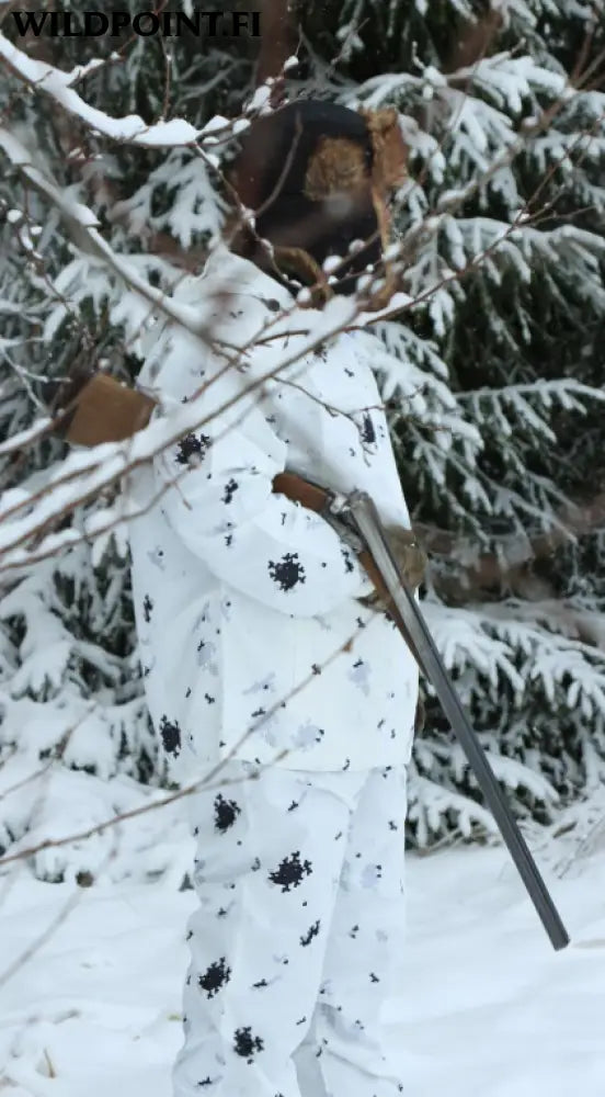 Haghus riekko lumipuku