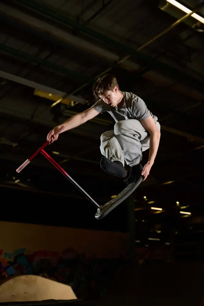 Indo fusion tornado - limited edition trick scooter - 12+ years old / red-black - trampoline scooters