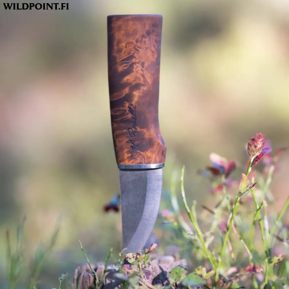 Isoisän veitsi uhc - knife