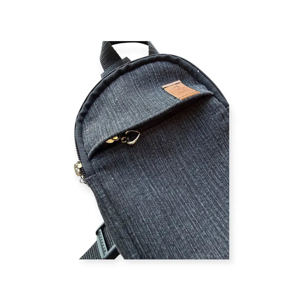 Pikkureppu farkku - kierrätetyistä farkuista retkeilyvarusteet verkkokaupasta