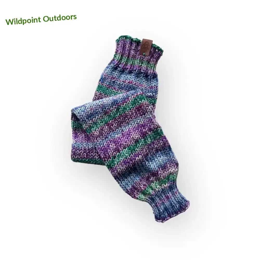 Pitkät värikkäät säärystimet - kotimaista käsityötä - säärystimet - retkeily