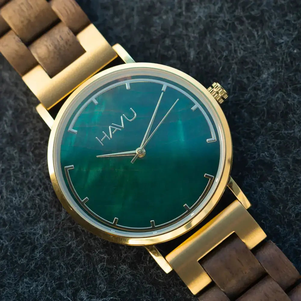 Kultaisen kellon revontuli pähkinäpuu 40mm teal-liukuvärinen kellotaulu ja puiset linkkirannekkeet marki havu