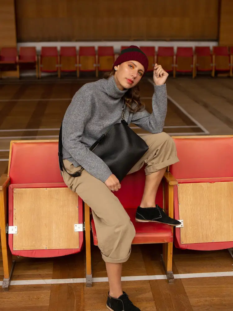 Robin nahkalaukku large – musta - laukku käsintehty retkeilyvarusteet verkkokaupasta 126,88 €