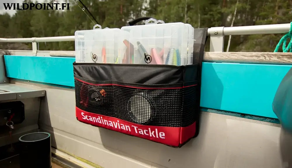 Scandinavian tackle jättikokoinen tarvikelaukku + 4x vieherasia