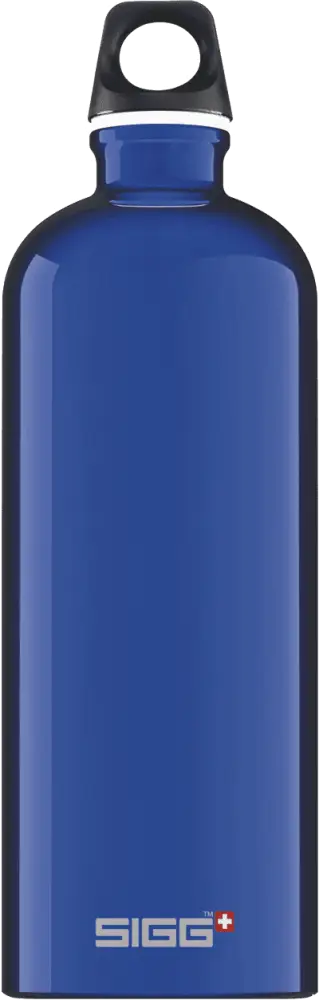 Sininen sigg traveller 1,0 l juomapullo mustalla ruuvikannella ja hopealla logolla