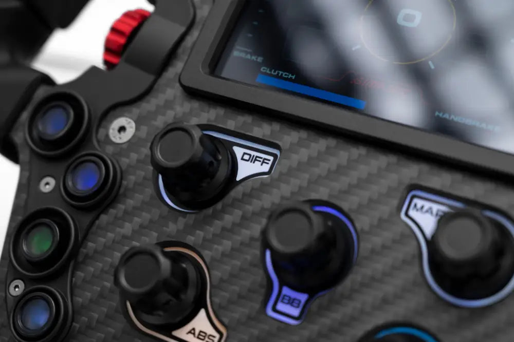 Simagic fx pro formula mustan hiilikuituracing ohjauspyörän hallintapaneeli sinisin ja vihrein valaistuine diff abs ja map painikkeineen