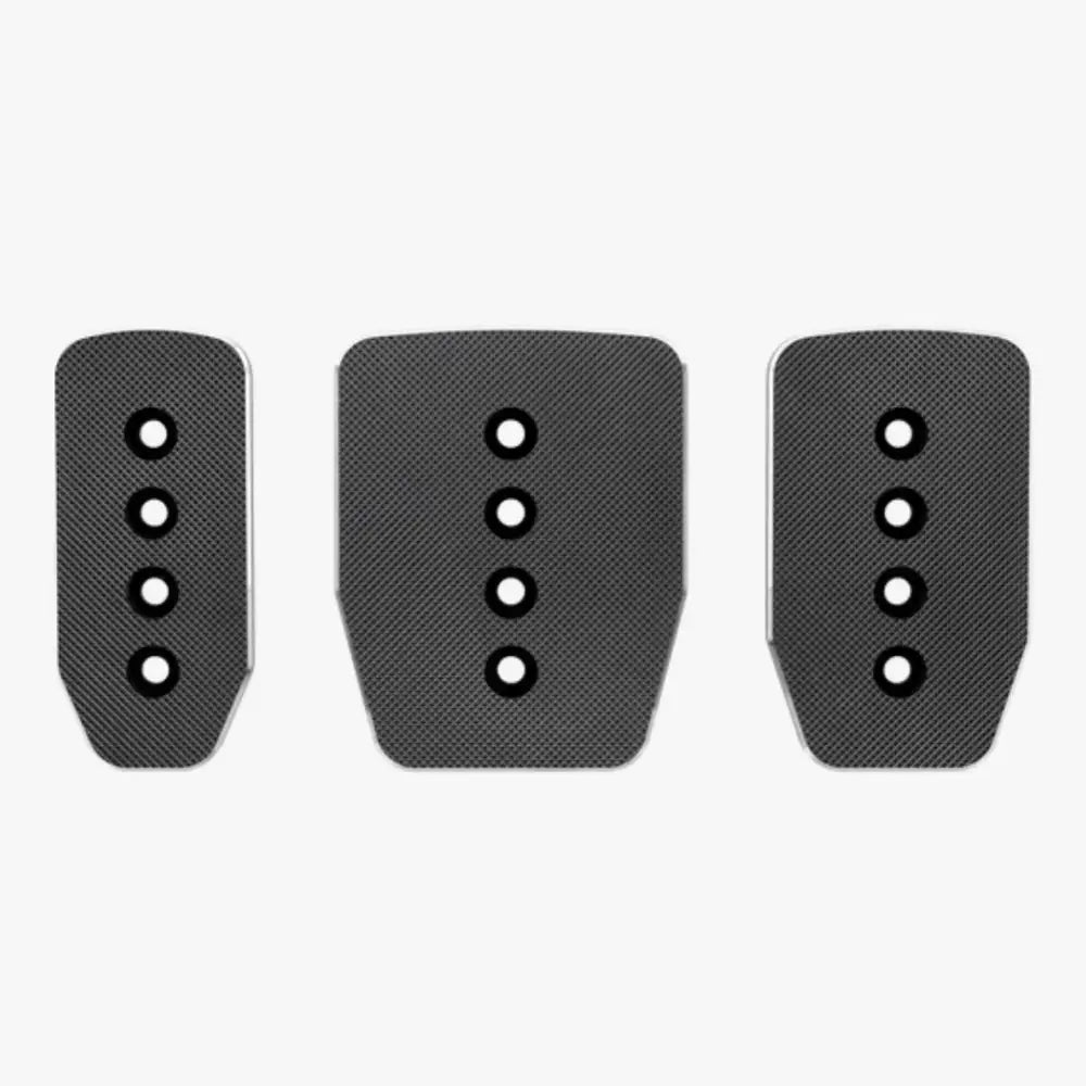 Simagic p1000 triple flat pedal plate set kolmikko mustat hiilikuitutekstuuriset poljinpeitteet hopeisilla reunoilla ja valkoisilla ympyröillä