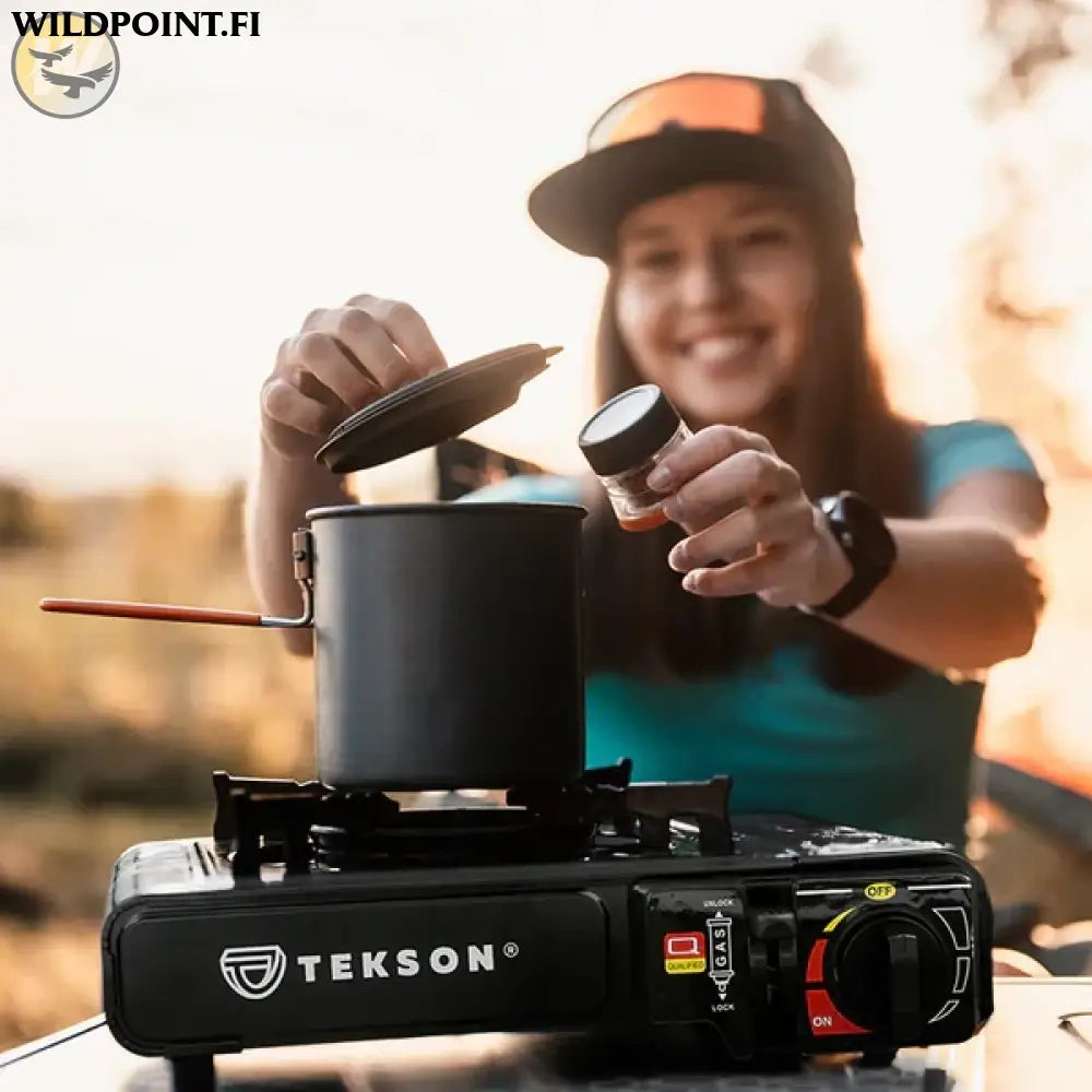 Tekson Kannettava kaasuliesi muovikotelolla ja keraamisella polttimella