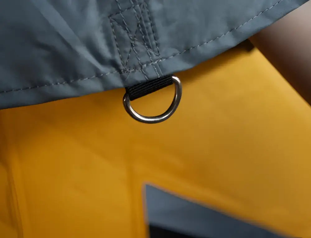 Väinö bunker thermal extreme xl sadehuppu läpiviennillä - accessories retkeily 89 €