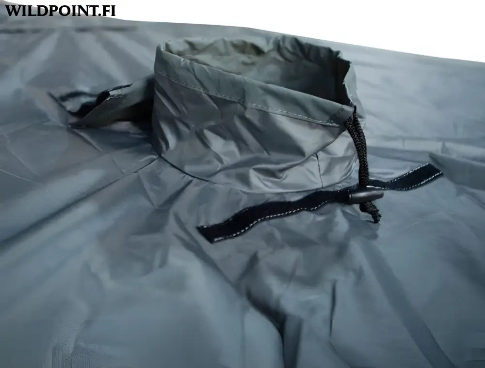 Väinö bunker thermal extreme xxxl sadehuppu läpiviennillä