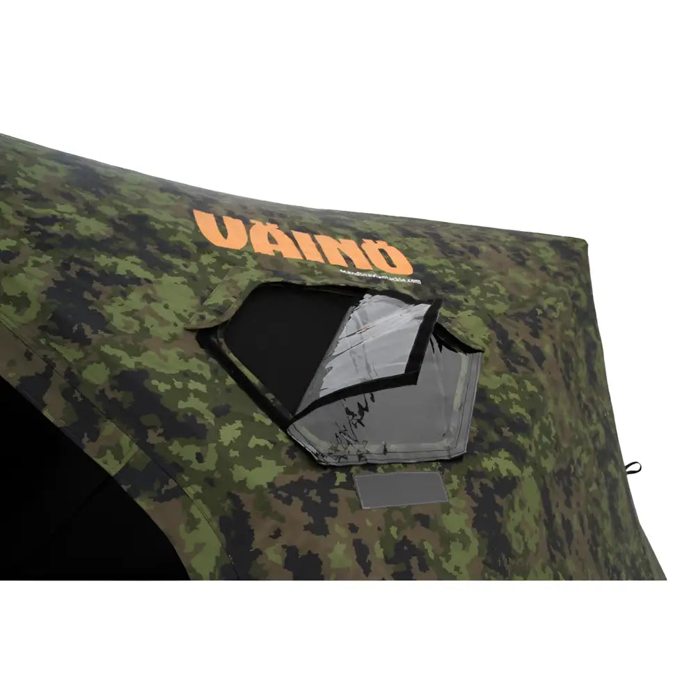Väinö thermal extreme teltta xxxl camo kuosilla on camouflage-kuvioitu uaino-teltta heijastavalla ikkunapaneelilla
