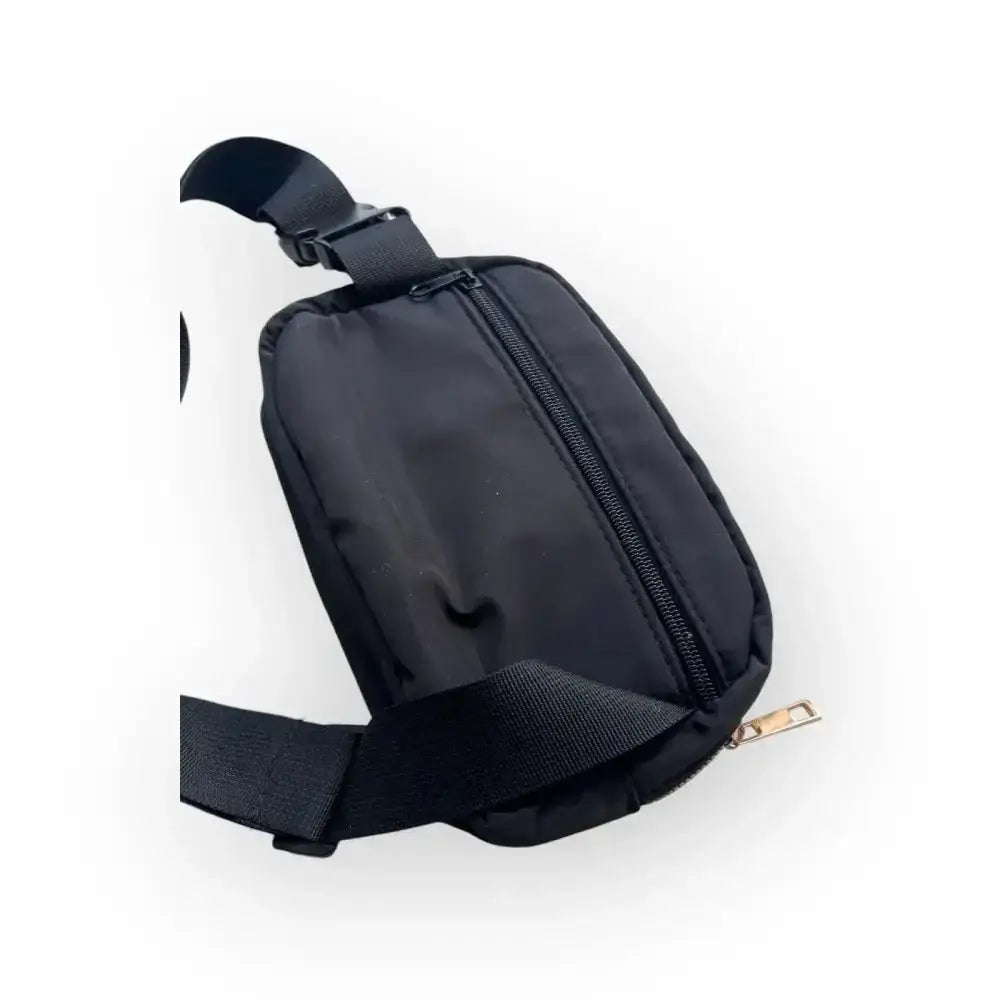 Vyölaukku black musta nylon olkalaukku kullanvärisellä vetoketjulla ja säädettävällä hihnalla